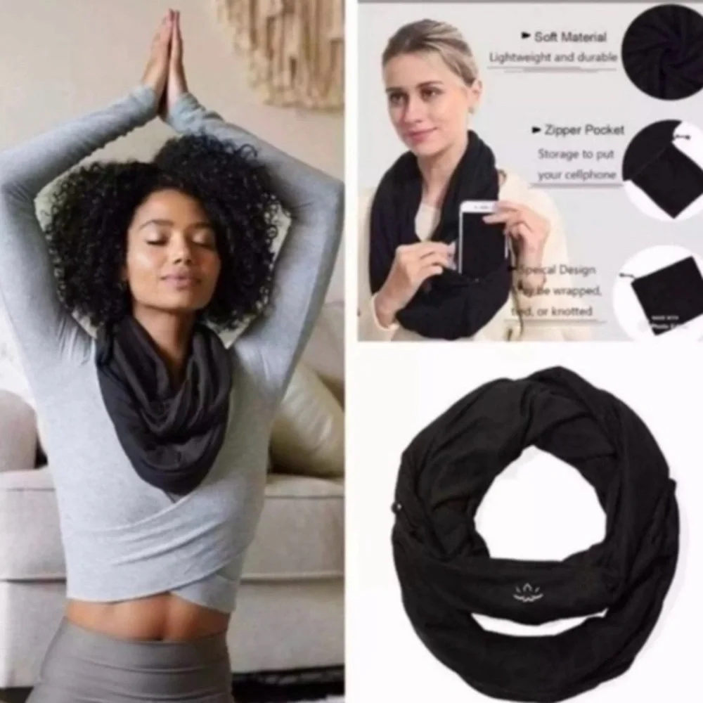 Beyond Yoga NWT Black‎ Pocket Infinity Scarf